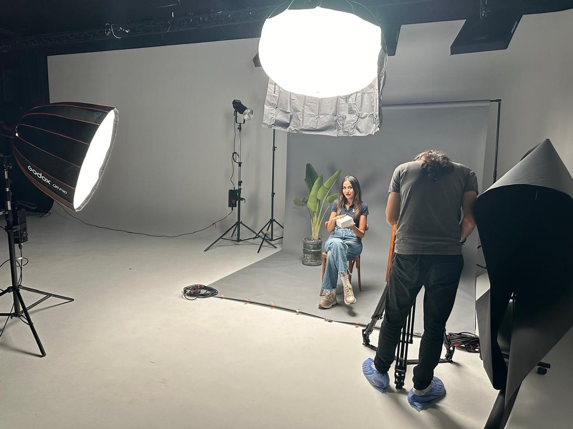 QLM production lighting and set